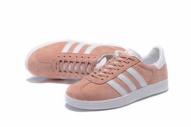 Premièrement : Les Adidas Gazelle Femme allient un style emblématique à une performance exceptionnelle.