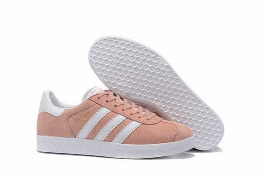 Les baskets Adidas Gazelle Femme allient un style emblématique à une performance exceptionnelle.