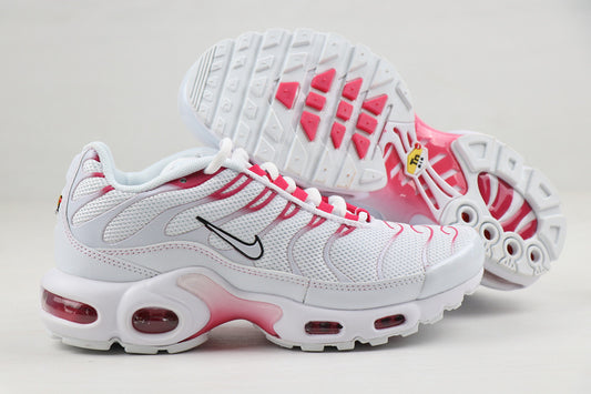les baskets Nike TN Air Max Plus Femme sont un témoignage de l'engagement de Nike à combiner style et innovation. Exceptionnel 