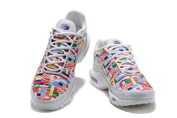 Baskets Nike tn air max plus 2021   "International Club Pack " Femme