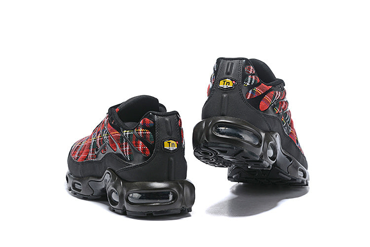 les baskets Nike TN Air Max Plus Femme sont un témoignage de l'engagement de Nike à combiner style et innovation. Exceptionnel 