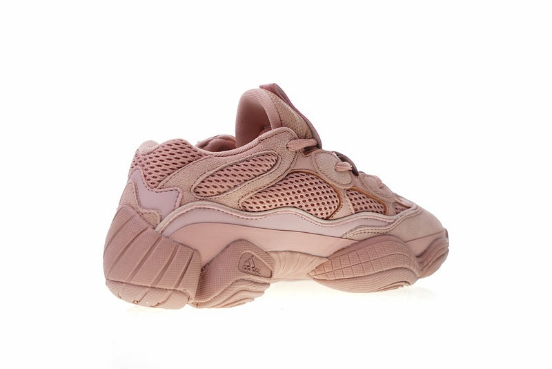 Les Yeezy 500 sont des pièces maîtresses de la mode. Depuis leur introduction.
Les Yeezy 500 Femme permettent de personnaliser votre style tout en bénéficiant d’un confort supérieur.
