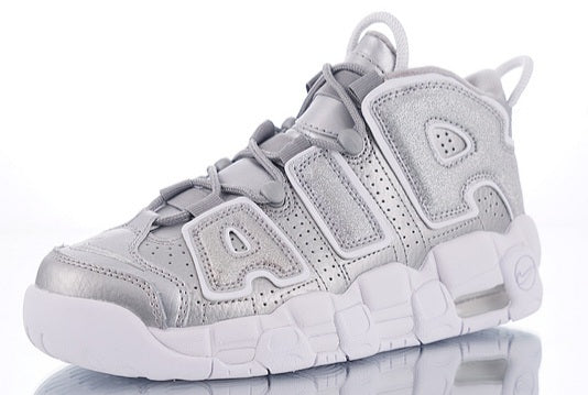 Les baskets Nike Air Max Uptempo Femme incarnent parfaitement l'évolution de la gamme légendaire Nike Air Max.