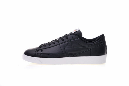Résultats de l'évolution emblématique de la ligne Nike, les Nike Blazer Low 40 sont un témoignage de l'engagement de Nike à combiner style et innovation.