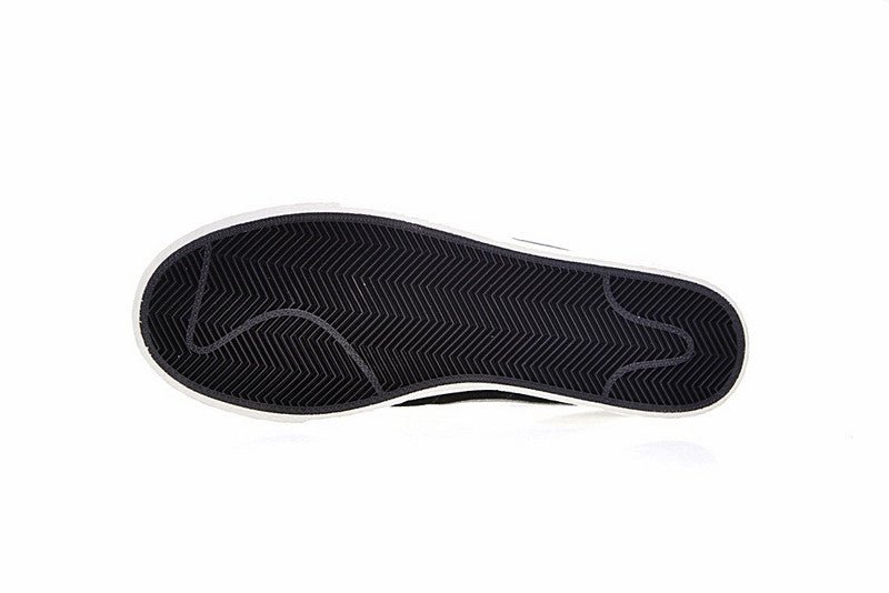 Résultats de l'évolution emblématique de la ligne Nike, les Nike Blazer Low 40 sont un témoignage de l'engagement de Nike à combiner style et innovation.