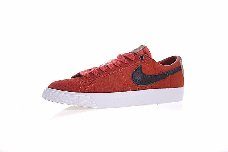 Résultats de l'évolution emblématique de la ligne Nike, les Nike Blazer Low 40 sont un témoignage de l'engagement de Nike à combiner style et innovation.