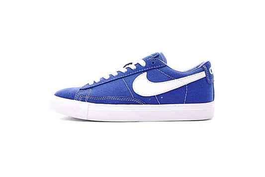 Résultats de l'évolution emblématique de la ligne Nike, les Nike Blazer Low 40 sont un témoignage de l'engagement de Nike à combiner style et innovation.