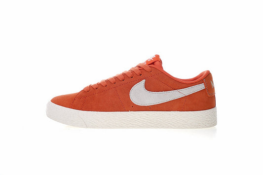 Résultats de l'évolution emblématique de la ligne Nike, les Nike Blazer Low 40 sont un témoignage de l'engagement de Nike à combiner style et innovation.