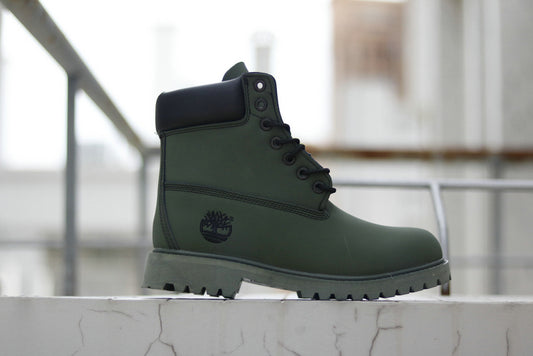 les baskets, bottes Timberland Femme sont un témoignage de l'engagement de Timberland à combiner style et durabilité.