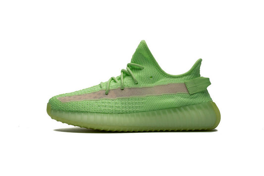 Les  Adidas Yeezy 350 Boost V2 Mono Mist Femme ,  entre Adidas et Kanye West, sont emblématiques pour leur design innovant et leur confort inégalé.