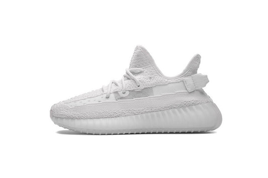 Les  Adidas Yeezy 350 Boost V2 Mono Mist Femme ,  entre Adidas et Kanye West, sont emblématiques pour leur design innovant et leur confort inégalé.