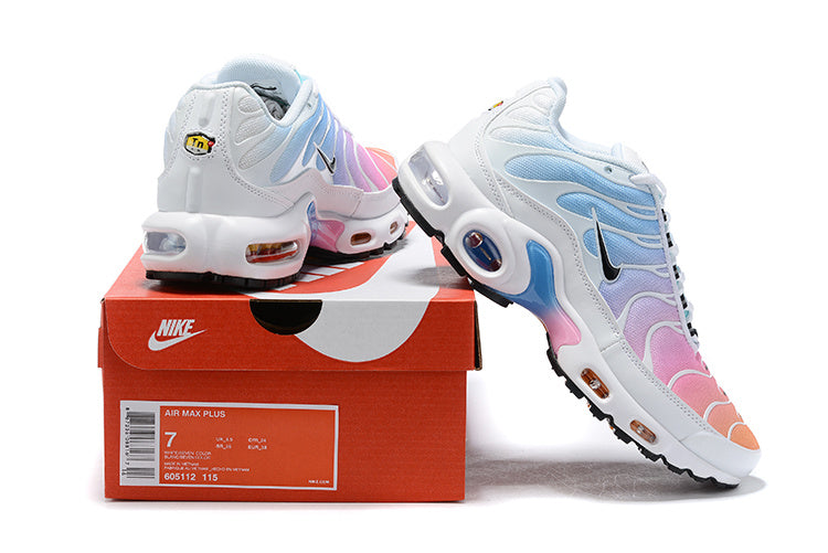 les baskets Nike TN Air Max Plus Femme sont un témoignage de l'engagement de Nike à combiner style et innovation. Exceptionnel 
