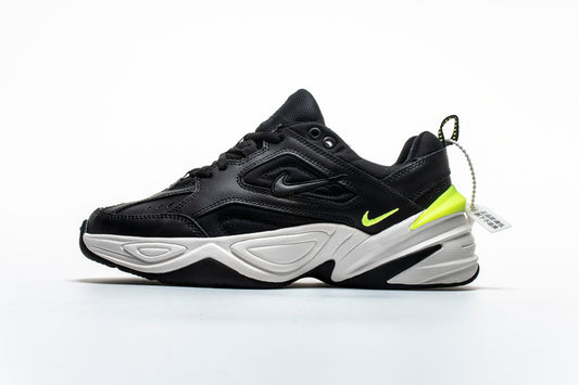 Résultats de l'évolution emblématique de la ligne Nike, les baskets Nike M2K Tekno Femme  sont un témoignage de l'engagement de Nike à combiner style et innovation.