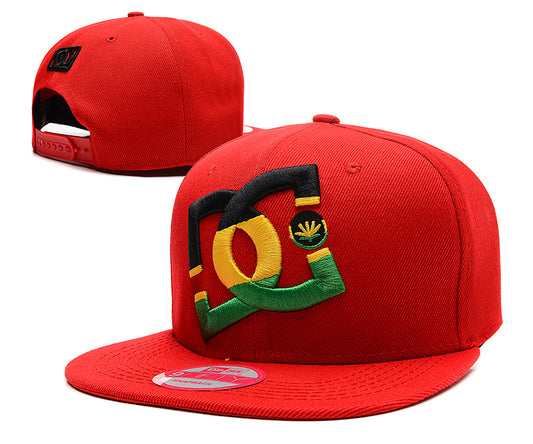 Les casquettes snapback unisexe combinent parfaitement un design moderne et une fonctionnalité optimale, idéales pour un look sportif et urbain.