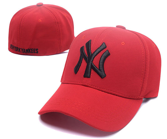 Les casquettes New Era unisexe sont une référence incontournable pour ceux qui recherchent un accessoire à la fois tendance et fonctionnel.