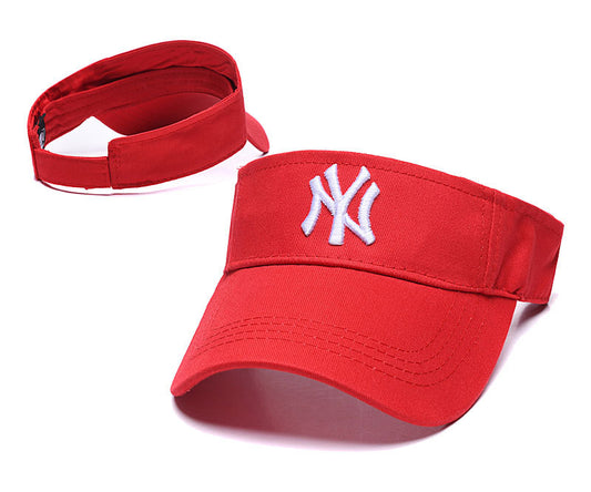 Les casquettes New Era unisexe sont une référence incontournable pour ceux qui recherchent un accessoire à la fois tendance et fonctionnel.