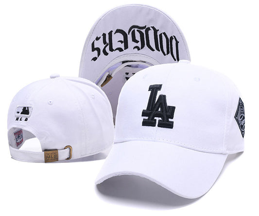 Les casquettes snapback unisexe combinent parfaitement un design moderne et une fonctionnalité optimale, idéales pour un look sportif et urbain.