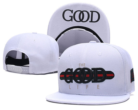 Les casquettes snapback unisexe combinent parfaitement un design moderne et une fonctionnalité optimale, idéales pour un look sportif et urbain.