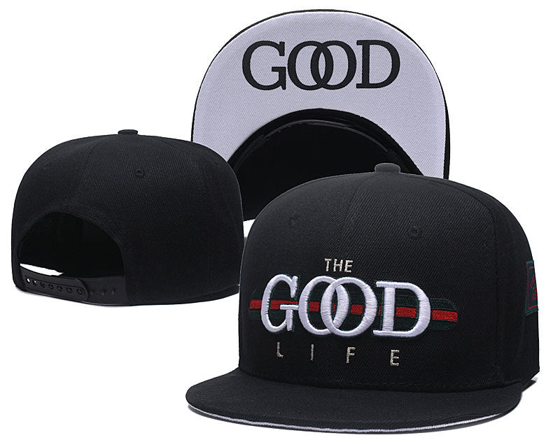 Les casquettes snapback unisexe combinent parfaitement un design moderne et une fonctionnalité optimale, idéales pour un look sportif et urbain.