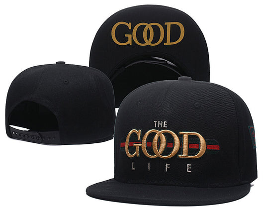 Les casquettes snapback unisexe combinent parfaitement un design moderne et une fonctionnalité optimale, idéales pour un look sportif et urbain.