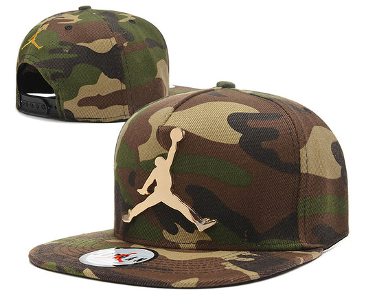 Les casquettes air Jordan incarnent l’héritage de la légende Michael Jordan, offrant un mélange parfait entre performance et style urbain.