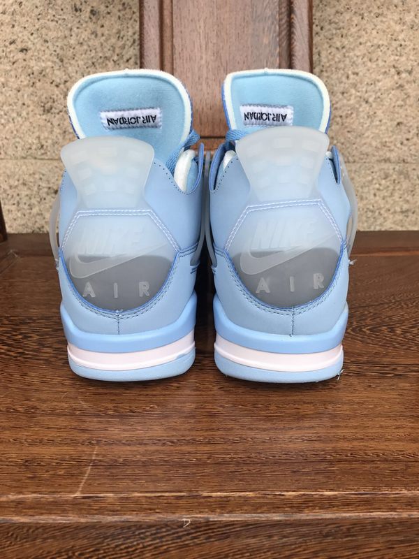 Les baskets Air Jordan 04 femme permettent de personnaliser votre style .En résumé, les Union X Air Jordan 04 femme incarnent le style.