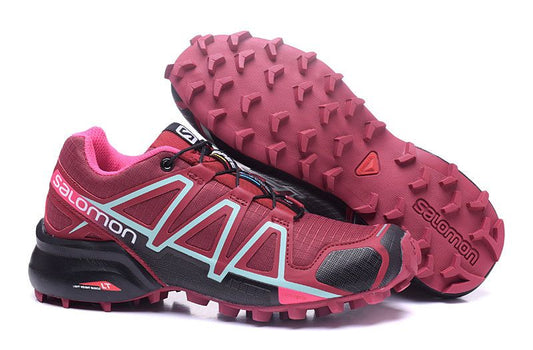 Les baskets Salomon Speed Cross III 1 Femme sont un témoignage de l'engagement de Salomon à combiner style et innovation.