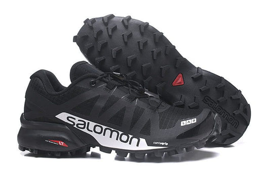Les baskets Salomon Speed Cross III 1 Femme sont un témoignage de l'engagement de Salomon à combiner style et innovation.