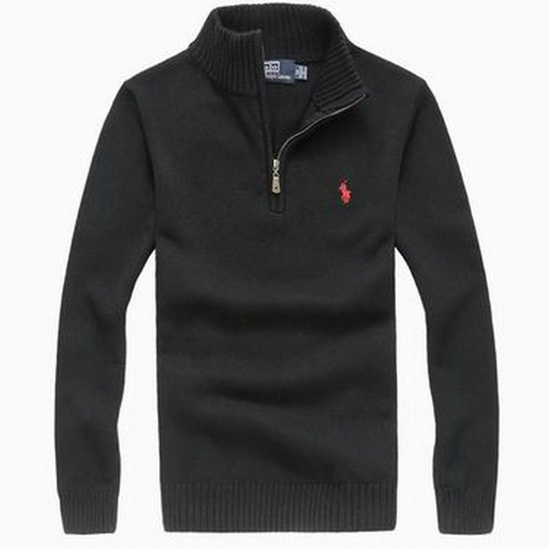 Les pulls Polo Ralph Lauren combinent élégance et confort avec une maîtrise inégalée.