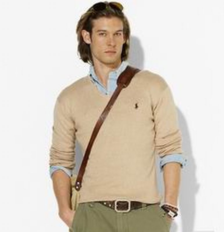 Les pulls Polo Ralph Lauren combinent élégance et confort avec une maîtrise inégalée.