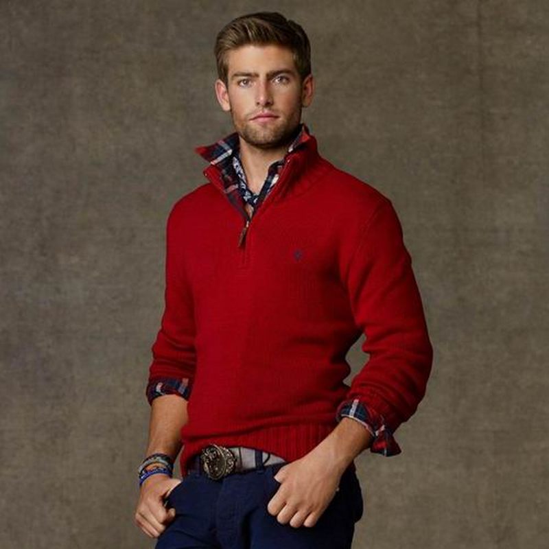Les pulls Polo Ralph Lauren combinent élégance et confort avec une maîtrise inégalée.