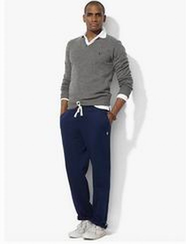 Les pulls Polo Ralph Lauren combinent élégance et confort avec une maîtrise inégalée.