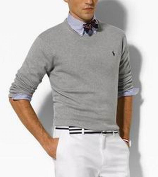Les pulls Polo Ralph Lauren combinent élégance et confort avec une maîtrise inégalée.