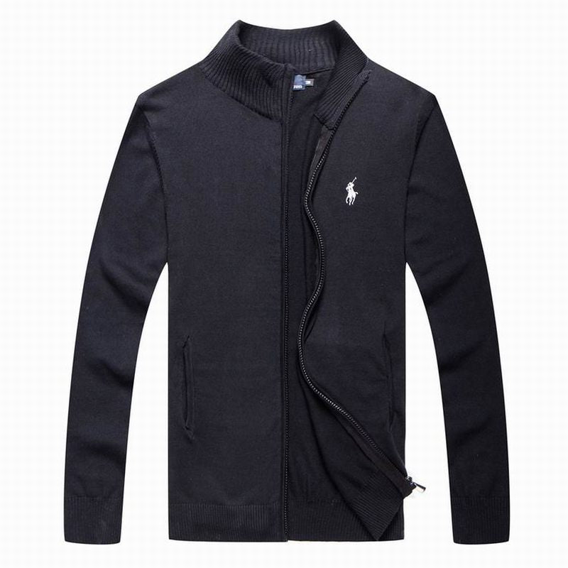 Les pulls Polo Ralph Lauren combinent élégance et confort avec une maîtrise inégalée.