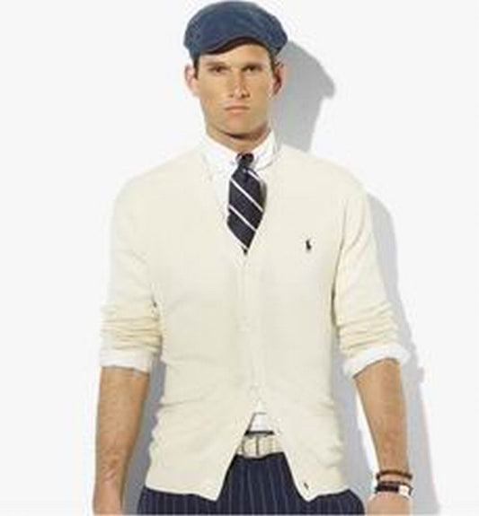 Les pulls Polo Ralph Lauren combinent élégance et confort avec une maîtrise inégalée.