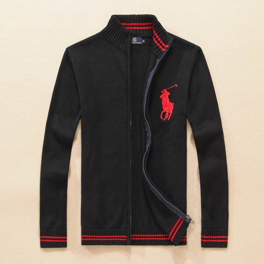 Les pulls Polo Ralph Lauren combinent élégance et confort avec une maîtrise inégalée.