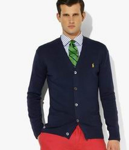 Les pulls Polo Ralph Lauren combinent élégance et confort avec une maîtrise inégalée.