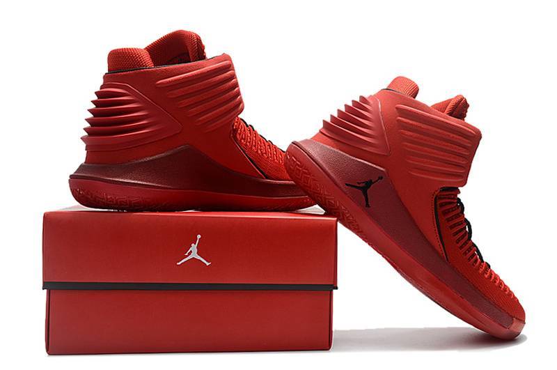 Les baskets Air Jordan 31 Femme permettent de personnaliser votre style tout en  d’un confort supérieur.