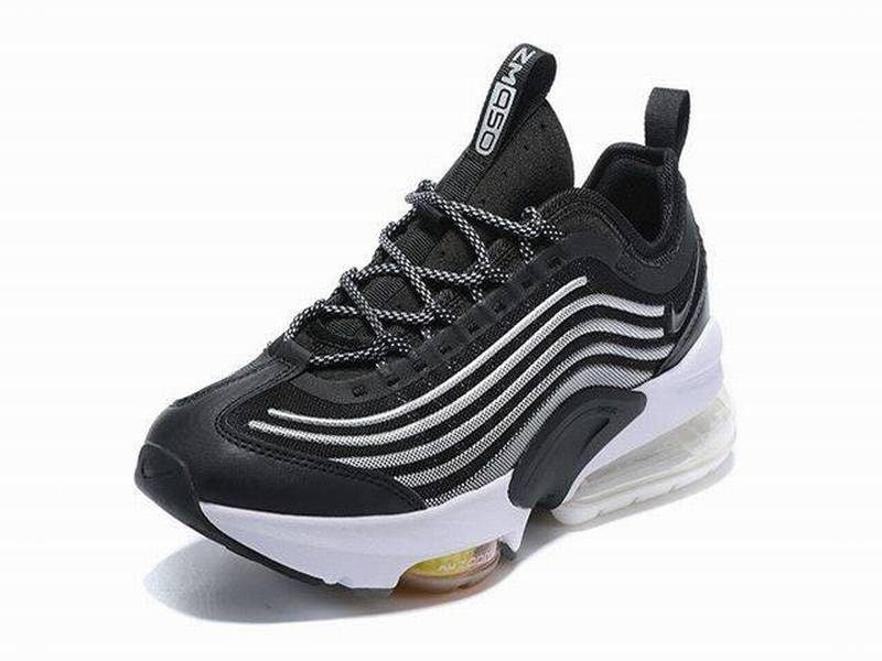 Résultats de l'évolution emblématique de la ligne Nike, les Nike Air Max Zoom 950 Femme  sont un témoignage de l'engagement de Nike à combiner style et innovation.