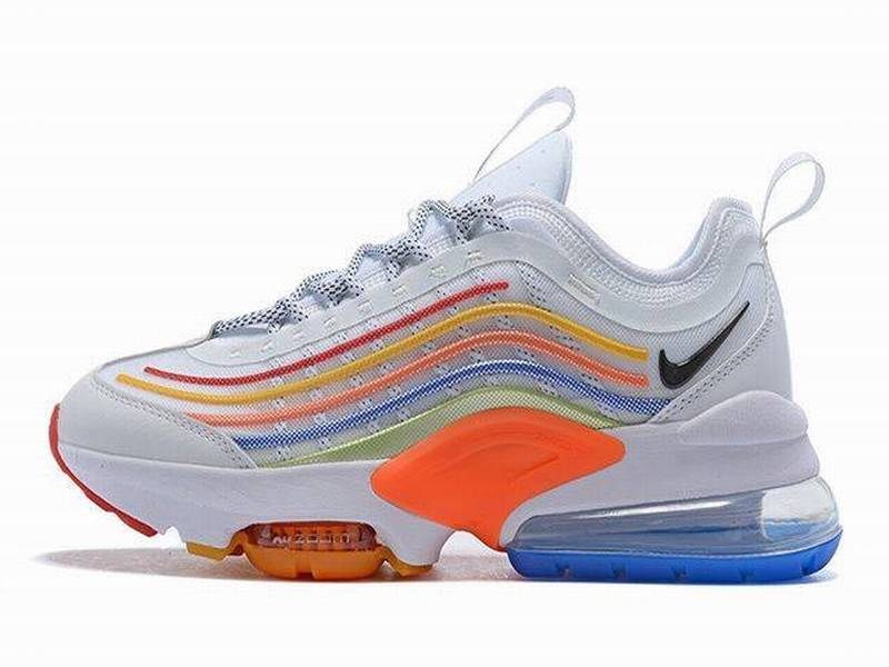 Résultats de l'évolution emblématique de la ligne Nike, les Nike Air Max Zoom 950 Femme  sont un témoignage de l'engagement de Nike à combiner style et innovation.