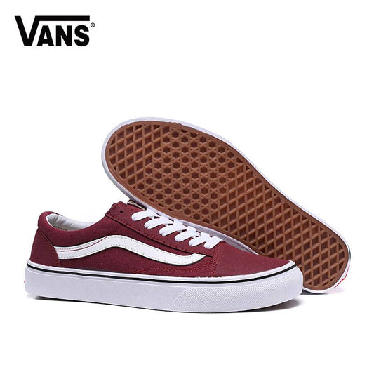 Les baskets Vans Femme se distinguent par leur style intemporel et leur esprit californien décontracté, faisant d’elles un symbole de liberté et d’individualité.