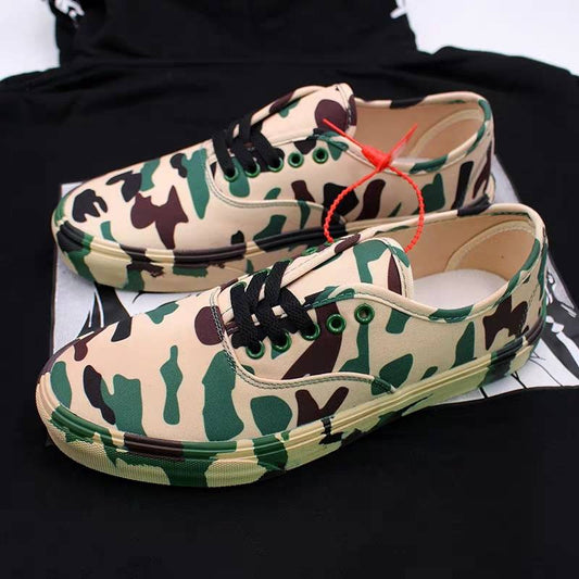 Les baskets Vans Femme se distinguent par leur style intemporel et leur esprit californien décontracté, faisant d’elles un symbole de liberté et d’individualité.