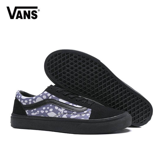 Les baskets Vans Femme se distinguent par leur style intemporel et leur esprit californien décontracté, faisant d’elles un symbole de liberté et d’individualité.