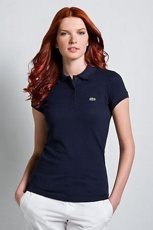 Les polos Lacoste Femme offrent une élégance et une qualité inégalées avec leur design intemporel et l'utilisation de matériaux haut de gamme.