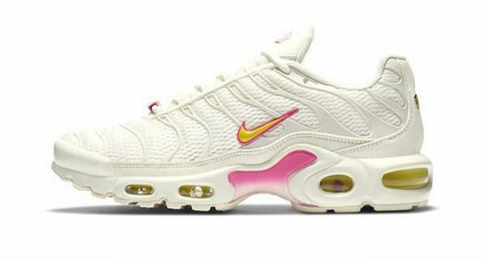 les baskets Nike TN Air Max Plus Femme sont un témoignage de l'engagement de Nike à combiner style et innovation. Exceptionnel 