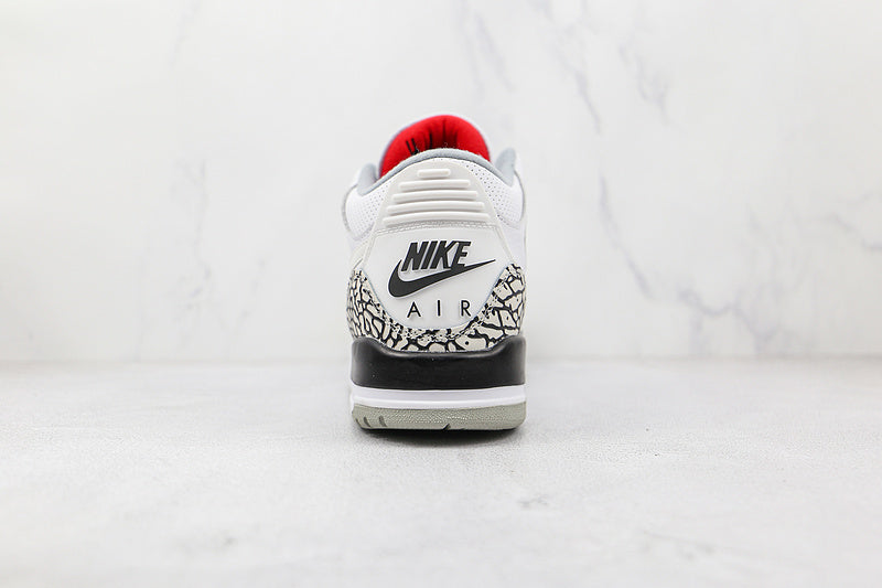 Les baskets Air Jordan 3 Triple White Femme permettent de personnaliser votre style tout en bénéficiant d’un confort supérieur.les Air Jordan 3 Triple.
