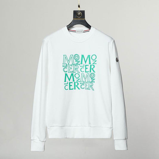 Le sweat Moncler combine élégance et confort. Son design raffiné et ses matériaux haut de gamme en font un choix incontournable pour les amateurs de mode.
