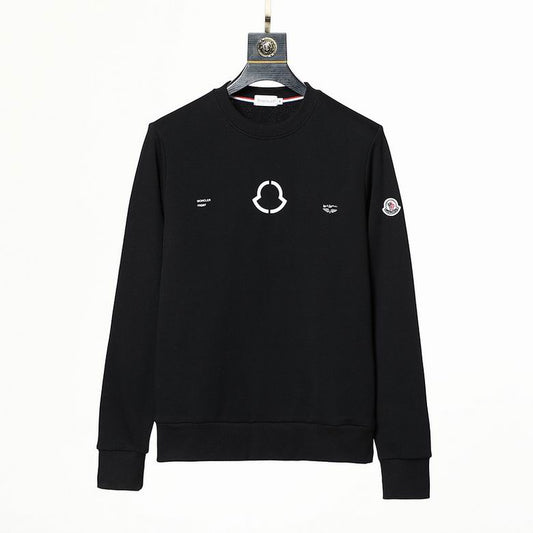 Le sweat Moncler combine élégance et confort. Son design raffiné et ses matériaux haut de gamme en font un choix incontournable pour les amateurs de mode.