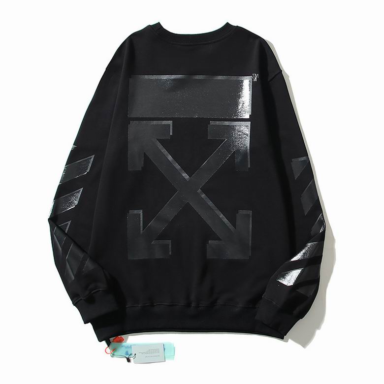 Le sweat Off-White Homme allie performance et style.
