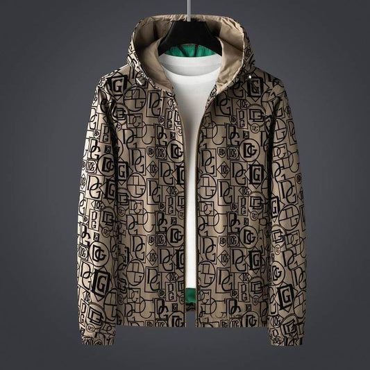 Profitez du mélange parfait de style et de fonctionnalité avec les vestes Dolce Gabbana, conçus pour ceux qui recherchent l'excellence en termes de confort et de performance.